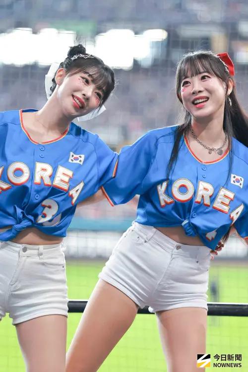 ▲前起亞虎啦啦隊長金韓拿（右）及離隊的前起亞虎啦啦隊成員千昭允（左）。（圖／讀者提供）