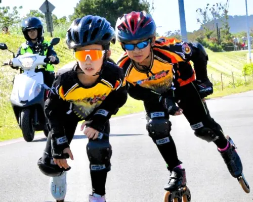 ▲2025年在桃園登場的永不停止國際超級溜冰馬拉松賽，許多小朋友也參與體驗。（圖／永不停止國際超級溜冰馬拉松賽提供）