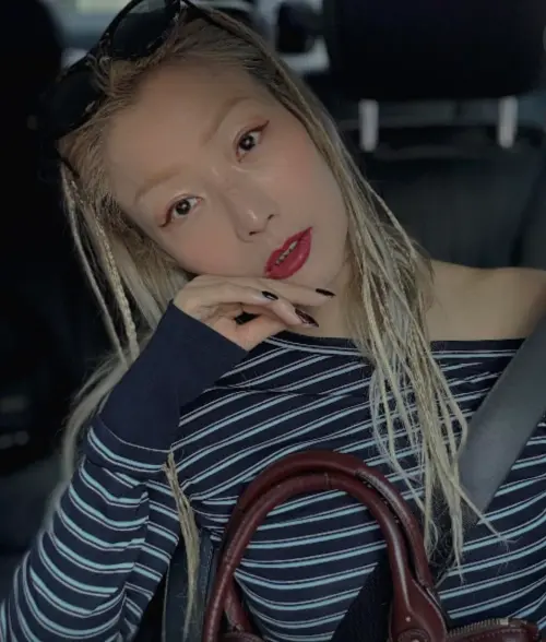 ▲鄭秀文沉痛發文，為香港大火的災民祈禱。（圖／鄭秀文 Sammi Cheng FB）