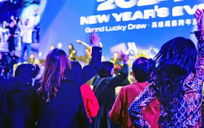 高雄萬豪雙主軸美食、天后獻唱、豪華抽獎嗨翻跨年夜