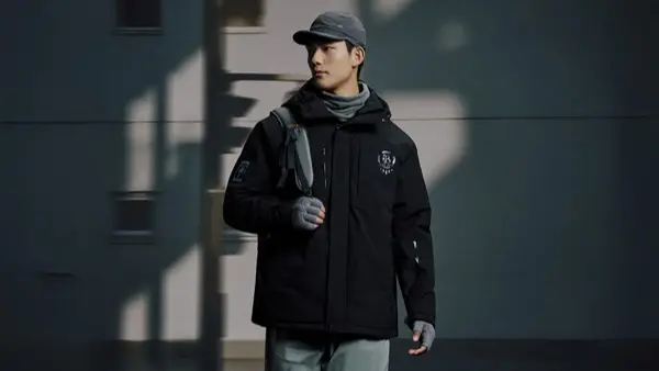 低溫跌破12度凍爆！ONE BOY衝鋒衣升溫29.8度超狂：騎車真的不冷