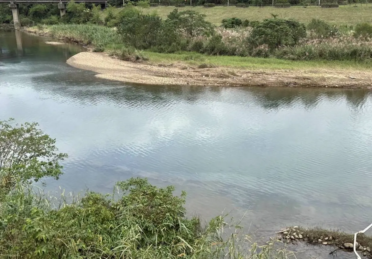 基隆河油污再現！台水全面停止取水 調度水源穩定供水