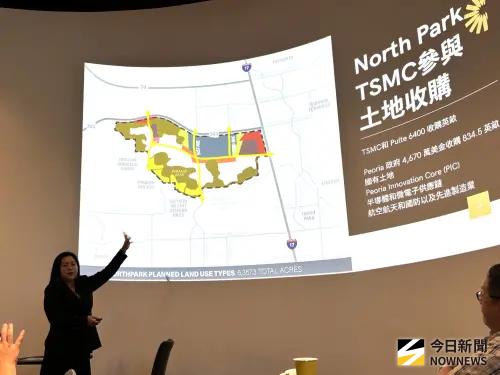 ▲鳳凰城房產買氣爆發，讓台灣不動產業者吃驚的是，連台積電都親自進場了。（圖／記者金武鳳攝，2025.12.3)