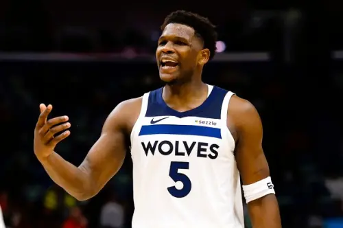 ▲NBA美國職籃（National Basketball Association）美國職籃2025-26賽季例行賽繼續於台灣時間12月17日進行，該日僅有2場比賽，重點賽事將由明尼蘇達灰狼主場迎戰曼非斯灰熊。（圖／美聯社／達志影像）