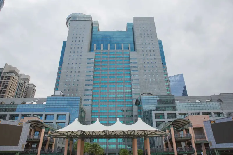 躲新北市府停車場「嘿咻」爆10年不倫戀！公務員認了：多到數不清