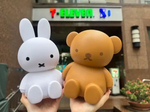 ▲限量立體造型存錢筒（共2款）Miffy／Boris款，699元一入。（圖／記者鍾怡婷攝）