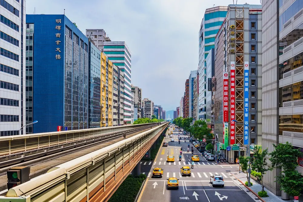 房市／市區商辦交易放緩 商仲：降價是成交關鍵