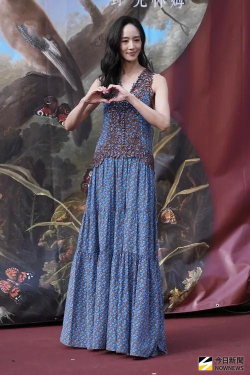 ▲張鈞甯（如圖）擔任《綻放維也納美景宮百年花繪名作展— 從瓦爾德米勒到克林姆》展覽的語音大使，今（4）日現身國立歷史博物館記者會。（圖／記者嚴俊強攝影）