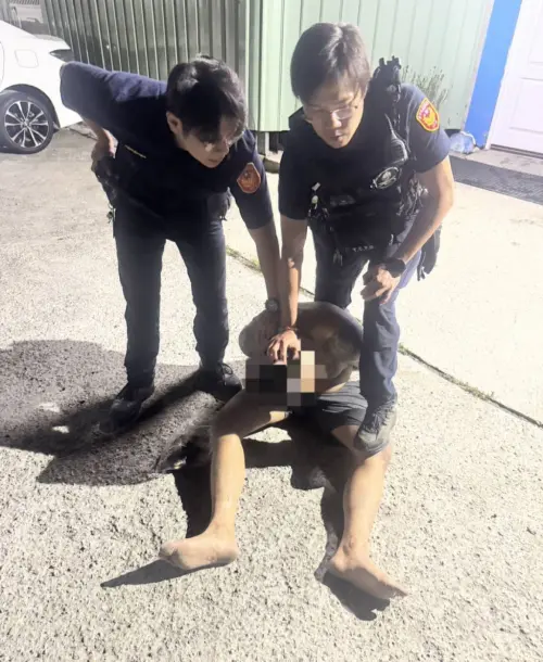 ▲吸毒後持槍扣扳機、砸車的陳姓男子，在停車場被警方制伏。（圖／警方提供，2025.12.04）