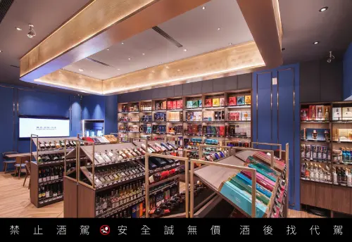 特企／黑松酒覓開幕　利特化身調酒師　「利特特調」只在這裡
