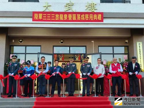 ▲由8軍團少將政戰主任張景泰與333旅少將旅長萬先坤共同主持剪綵。（圖／記者莊全成攝，2025.12.05）