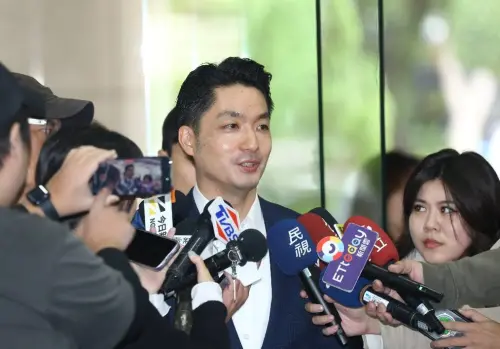 蔣萬安大勝5對手！台北市長驚人民調出爐　年輕世代卻挺「他」
