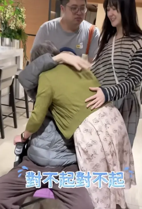 ▲林逸欣的爸媽感情非常好，爸爸之前住院讓媽媽非常擔心。（圖／翻攝自臉書 林逸欣）