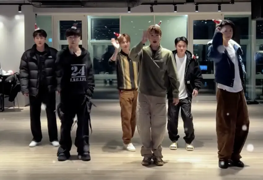 張藝興回歸EXO大跳6人〈初雪〉！賣力炫舞技挨酸：像路人被抽上台