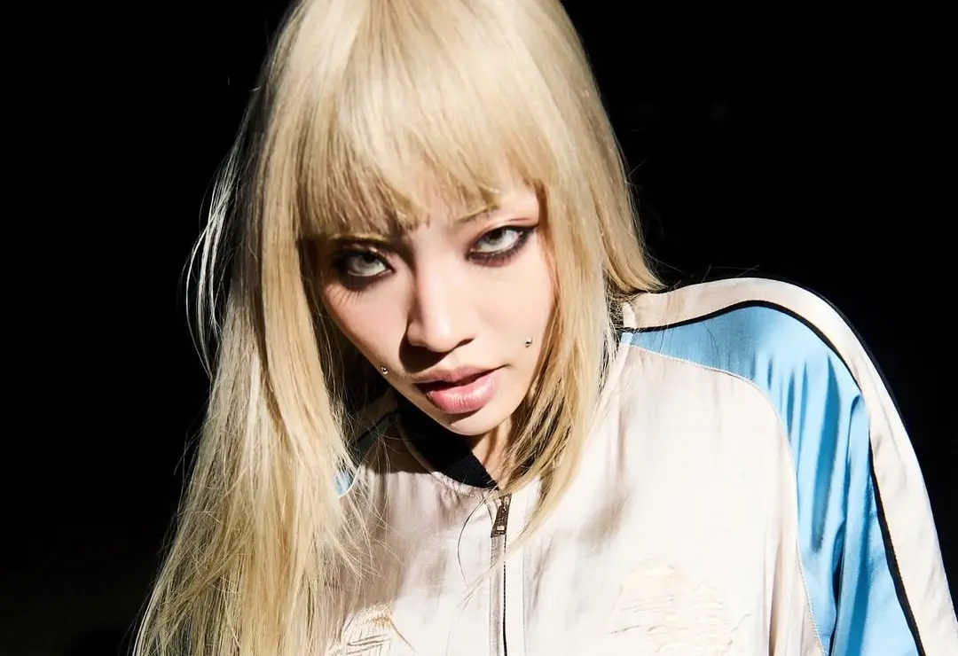 ▲AAA即將在明（6）日於高雄世運主場館舉辦，不料倒數前1天又有藝人缺席，主辦宣布CHANMINA因健康亮紅燈，無法出席典禮，粉絲擔心喊話：「早日康復」。（圖／CHANMINA IG@minachanxx）