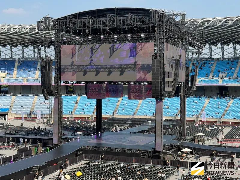 獨家直擊／AAA場內搶先看！TWICE舞台原封保留 360度觀看體感升級