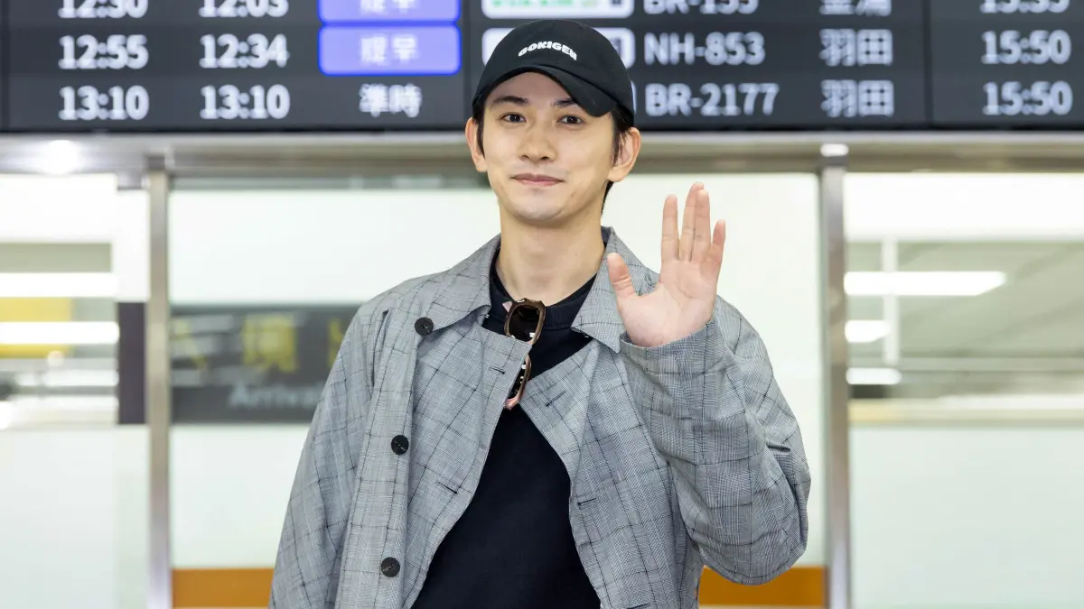 町田啓太抵台300粉狂尖叫！蹲下合照超貼心 背樂器預告驚喜舞台