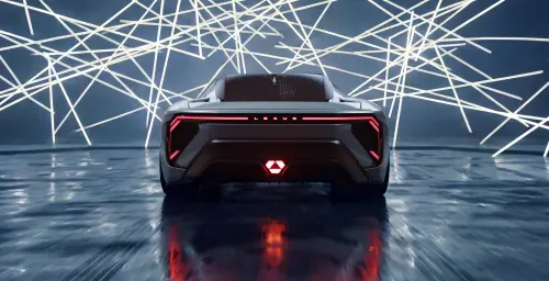 ▲「Lexus LFA Concept」車尾則以發光 Lexus 字樣搭配貫穿式尾燈組示人，中央更配置了相當獨特的三角形第三煞車燈組，展現強烈的跑格氣勢。（圖／Lexus官網newsroom.lexus.eu）