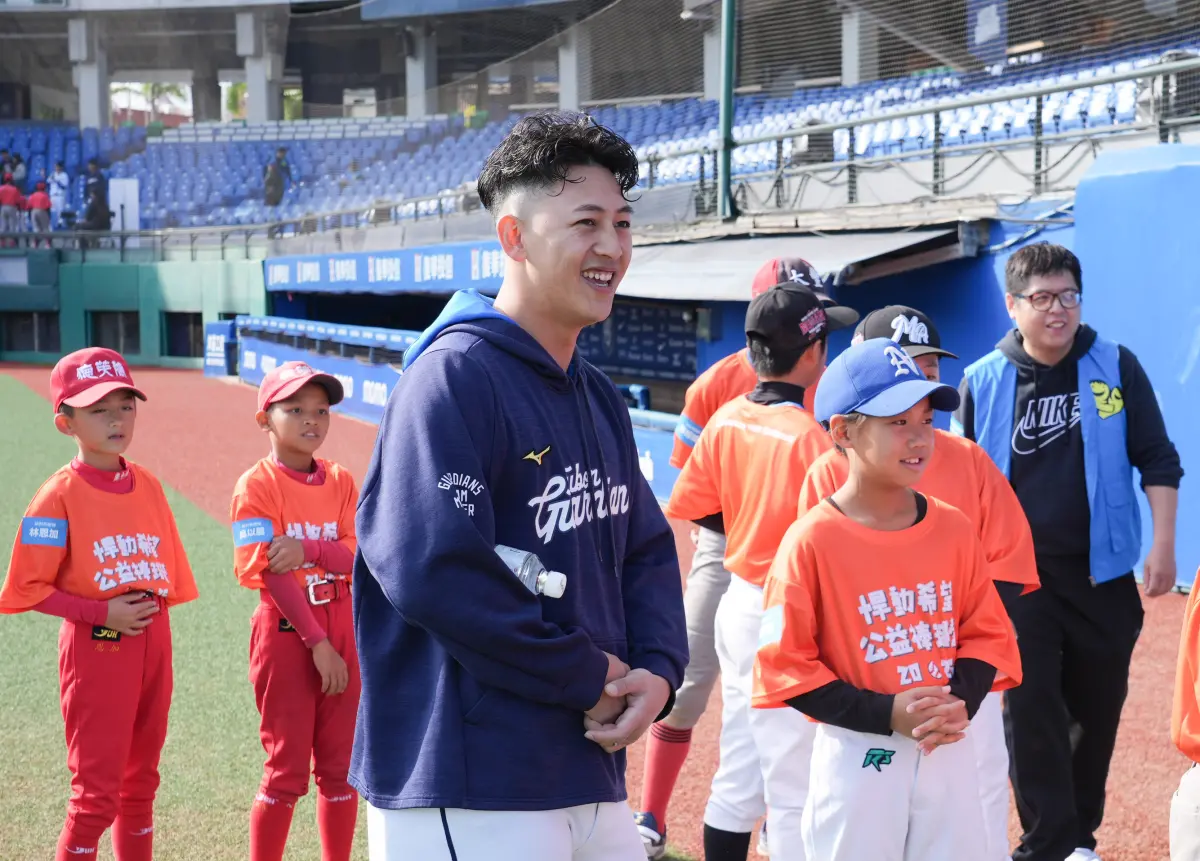 中職／不擔心林岱安到來！豊暐認為是助力 自嘲沒強到成補償人選