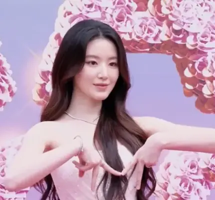 舒華明主持ACON！暴瘦白到發光