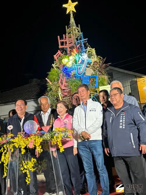 「綠能誠信」耶誕樹點燈 幸福公示宜居花鄉后里
