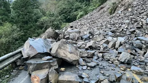 宜蘭太平山「宜專一線」邊坡崩慘況曝！預計下午2點恢復單向通行
