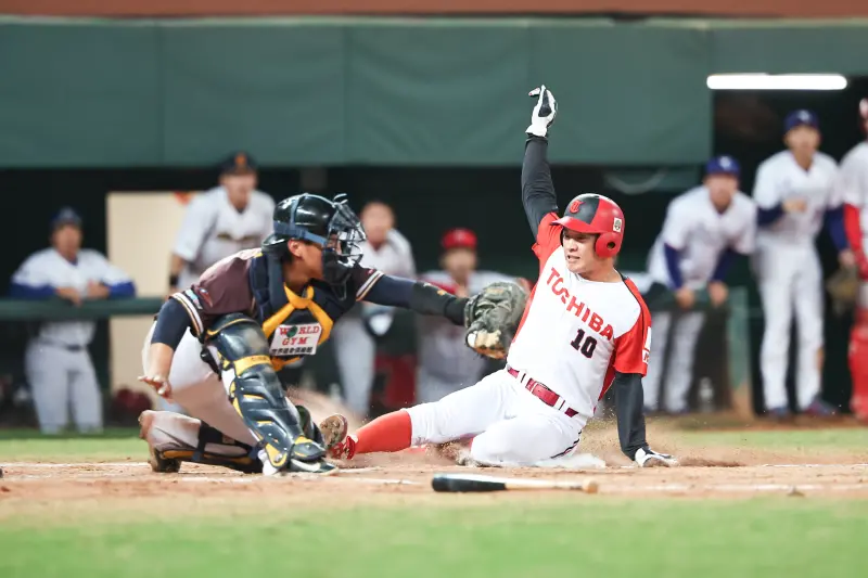 ▲2025冬季聯盟冠軍、季軍賽今日開打，午場季軍賽由台灣山林交手台灣海洋，晚場冠軍賽由日職聯隊交手日本社會人。（圖／中職提供）