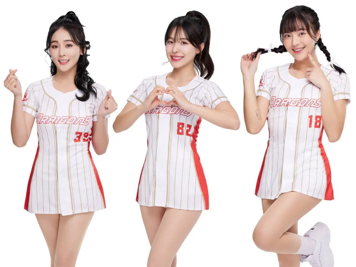 ▲味全龍啦啦隊張晴（左起）、李多慧、口水將出席謝平安首日活動，成為一大亮點。（圖／味全龍提供）