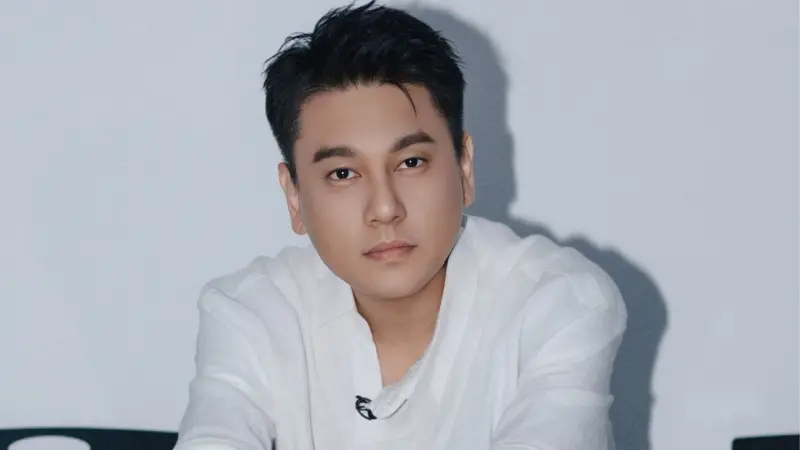 ▲朱孝天佛系經營演藝事業，曾經自貶是戲子、二流演員，「但我今天已經了上船」。（圖／朱孝天IG）