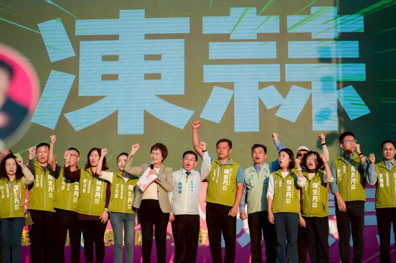 ▲陳素月今日於彰化社頭舉行造勢,力拚初選出線代表民進黨參選縣長。(圖/陳素月辦公室提供)