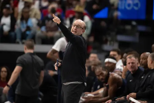 ▲老將控衛「CP3」保羅（Chris Paul）與助理教練范甘迪（Jeff Van Gundy）之間本季多次發生言語衝突。（圖／美聯社／達志影像）