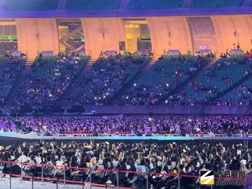 ▲ACON音樂節去年售票狀況不佳，現場肉眼可見有許多空座位。（圖／記者陳雅蘭攝）