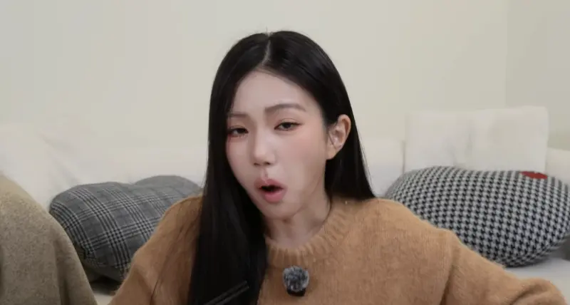 ▲YouTuber家寧（如圖）分手Andy還對簿公堂，近期上傳新片曝光自己狂吃即期品的企劃，坦言財務狀況因為生活變故逐漸吃緊，直言：「錢要花在刀口上。」（圖／秘月期POPOO YouTube）