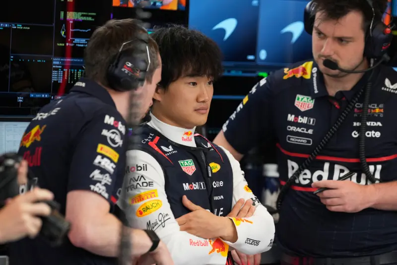 ▲F1紅牛車隊日籍車手角田裕毅在2025年最終站阿布達比大獎賽以第14名收尾，明年角田將降為紅牛預備車手，暫時告別F1舞台。（圖／美聯社／達志影像）