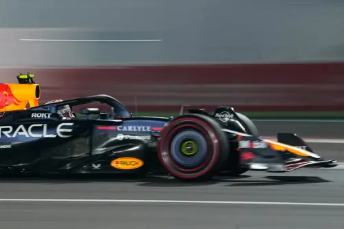 ▲F1紅牛車隊日籍車手角田裕毅生涯出賽114場，為日本車手最多，但從未站上過頒獎台，明年將轉為紅牛預備車手，暫時告別F1舞台。（圖／美聯社／達志影像）