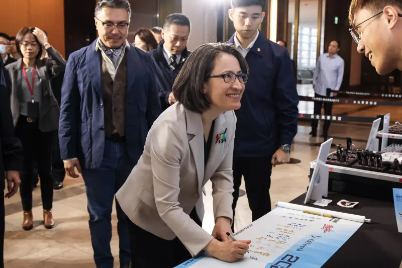 ▲副總統蕭美琴將出席NOWNEWS於12/9舉行的《跨世代 2025 AI青年力國際論壇》。圖為蕭副總統去（2024）年參加NOWNEWS舉辦之《跨世代論壇-國際青浪潮》。（圖／NOWNEWS資料照）