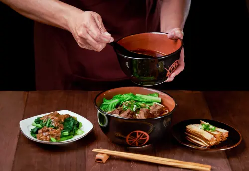 ▲三商巧福週年慶牛肉麵特價109元！對中身分證3375「免費吃原汁牛肉麵」1碗。（圖／三商巧福 3375.com.tw）