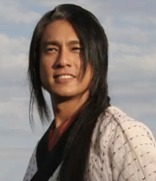 ▲朱孝天演《楚留香傳奇》曾引起頗大爭議，外型現代感的他，不像觀眾印象裡的古裝美男。（圖／摘自央視網）