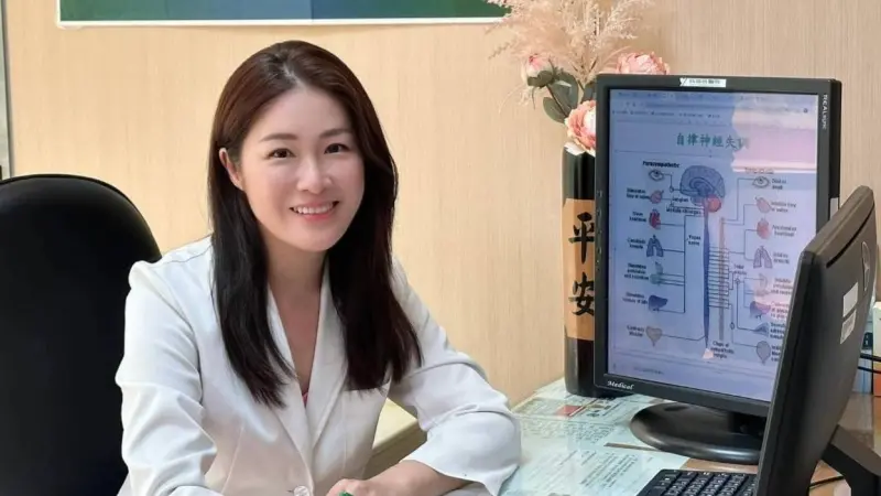 ▲阮綜合醫院身心內科主治醫師洪櫻娟指出，任何治療都以「身心整合」為原則，藥物只是其中一環，「自我修復」除了藥物更需要生活作息、營養、社交支持、心理輔導等相互配合。（圖／阮綜合醫院提供）