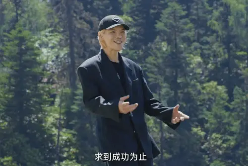 ▲向佐在節目上表示，如果求婚被拒絕，會一直求到成功為止，不少粉絲認為有「霸道總裁」的感覺。（圖／摘自香港01）