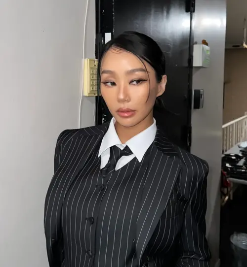 ▲孝琳學生時期兩度挑戰JYP選秀，第2次成功錄取，但出道計畫告吹後轉往STARSHIP娛樂，並於2010年以SISTAR成員正式出道。（圖／翻攝自IG@xhyolynx）