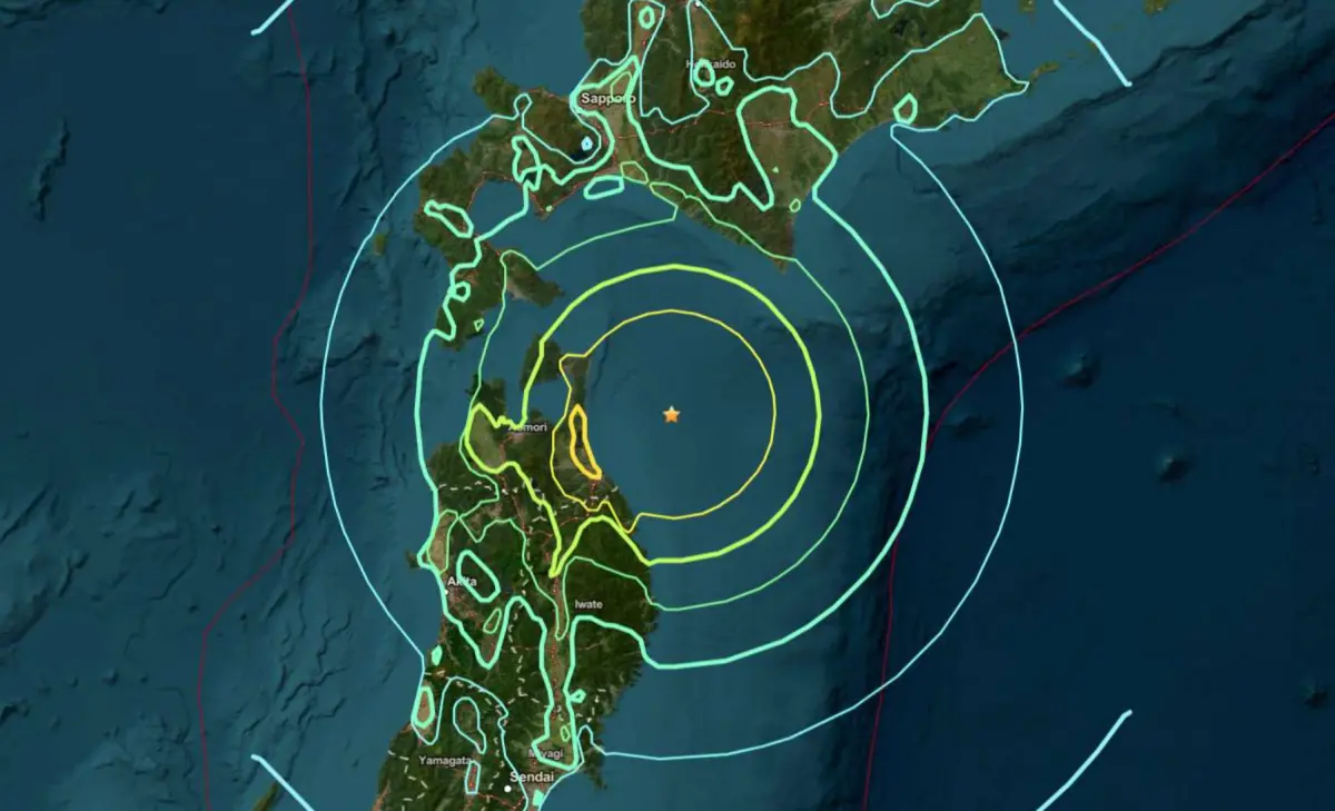 ▲日本青森縣外海昨（8）日深夜發生規模7.5地震，日本氣象廳一度發布海嘯警報。（圖／USGS美國地質調查局）