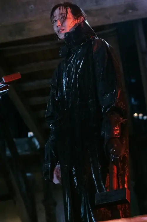 ▲張鈞甯在《默殺》飾演搜尋失蹤女兒下落的單親媽媽，演技大突破。（圖／JUST FILM 提供）