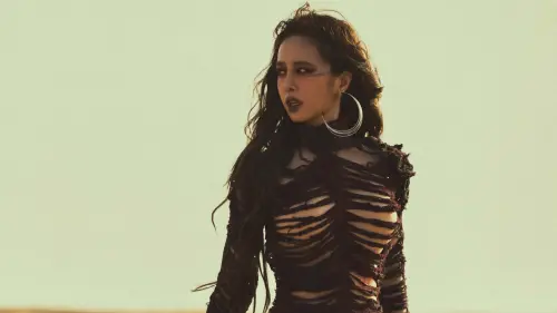 蔡依林衣服太露了！從美胸到玉腿全挖洞　新MV視覺傲人又震撼
