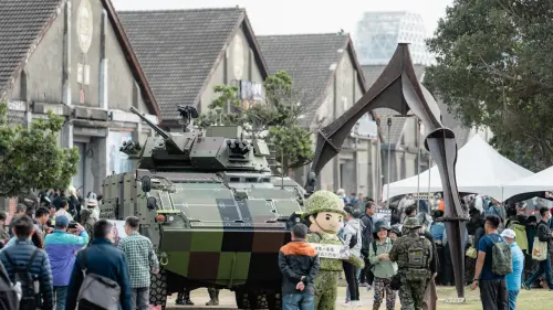 ▲駁二動漫祭與國防部合作推出「Plus的奧秘—動漫文化特展：動漫軍武戰紀」也將展出雲豹戰車。（圖／高市府文化局提供）