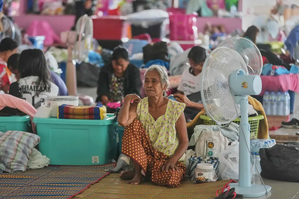 邊境衝突「泰國軍人增至3死」柬埔寨無人機、飛彈狂炸多省份