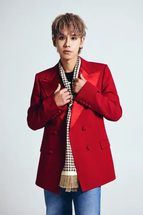 ▲鼓鼓 呂思緯再度登上高雄跨年，攜手 AcQUA 源少年帶來跨世代合作，將掀起跨年高潮。（圖／年代提供）