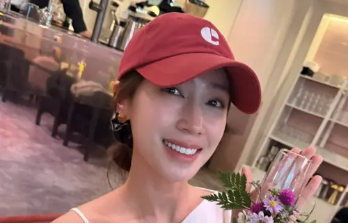 小薰戴牙套被爆欠診所14萬！發3點聲明反擊：提前將餘款全額付清
