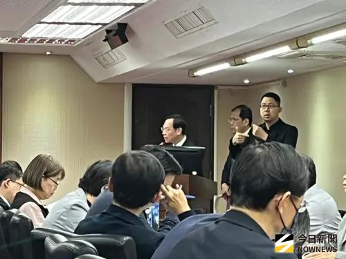 家醫科列入11大外科「可做醫美手術」　石崇良：我個人不認同
