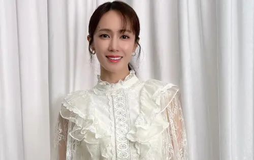 ▲▼小薰（上圖）、大牙（下圖）都轉戰演員成功。（圖／小薰IG@estherxun、大牙臉書）